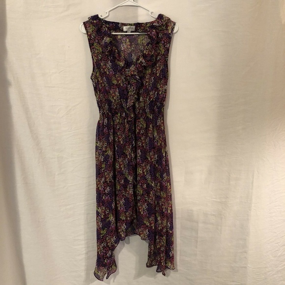 Sophia Christina Dresses & Skirts - Sophia Christina 10 Dress Floral Ruffled
